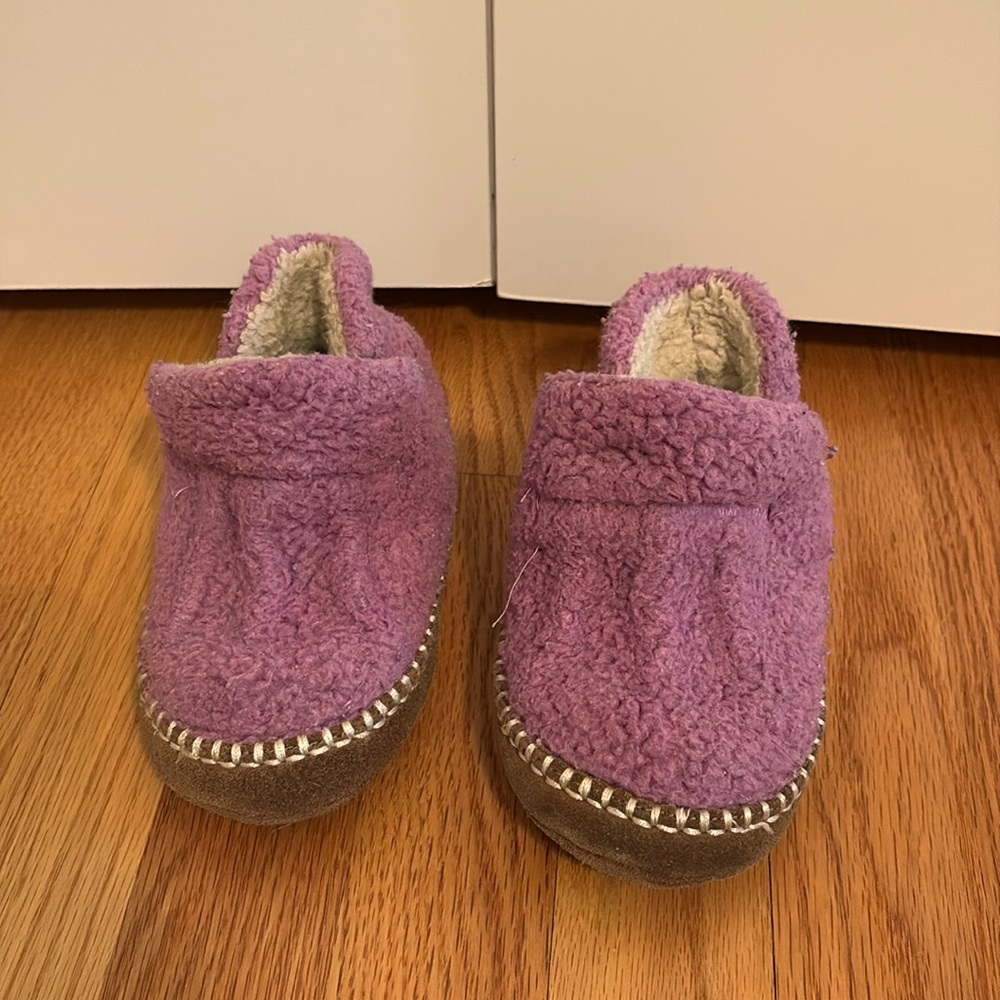 L.L. Bean Kids Purple Slippers